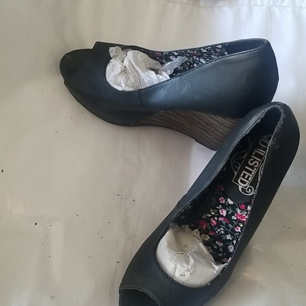 Ladies black peep toe wedges